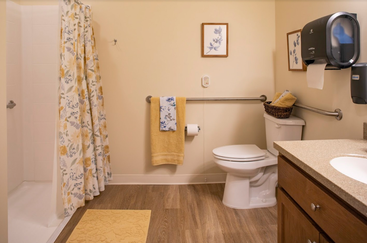 Manor Lake Gainesville - Bathroom Manor Lake Gainesville - Bathroom