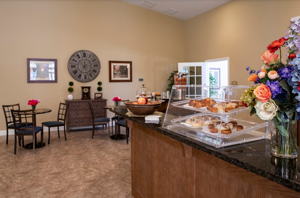 Manor Lake Gainesville - Bistro Manor Lake Gainesville - Bistro